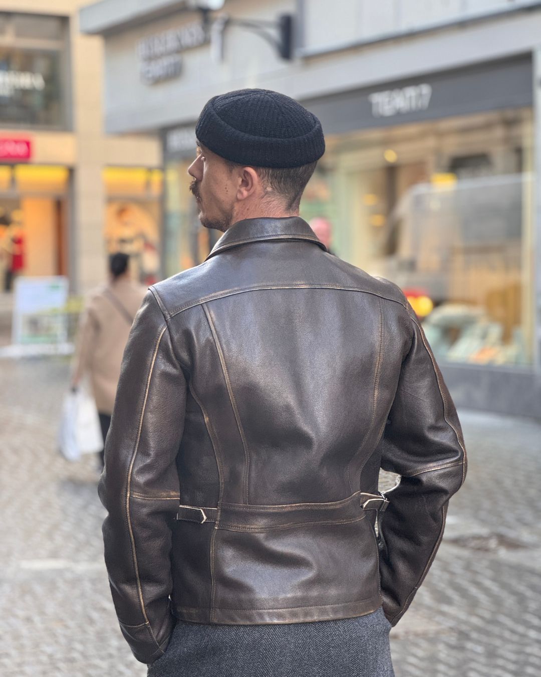 Cochrane - Calf Brushed - Brown Washed