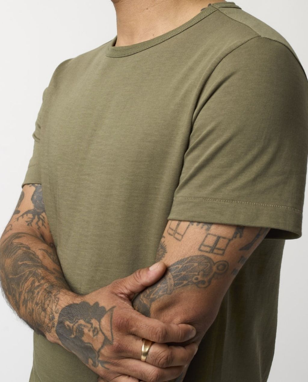 215 Men's loopwheeled T-Shirt - Classic Fit - Army