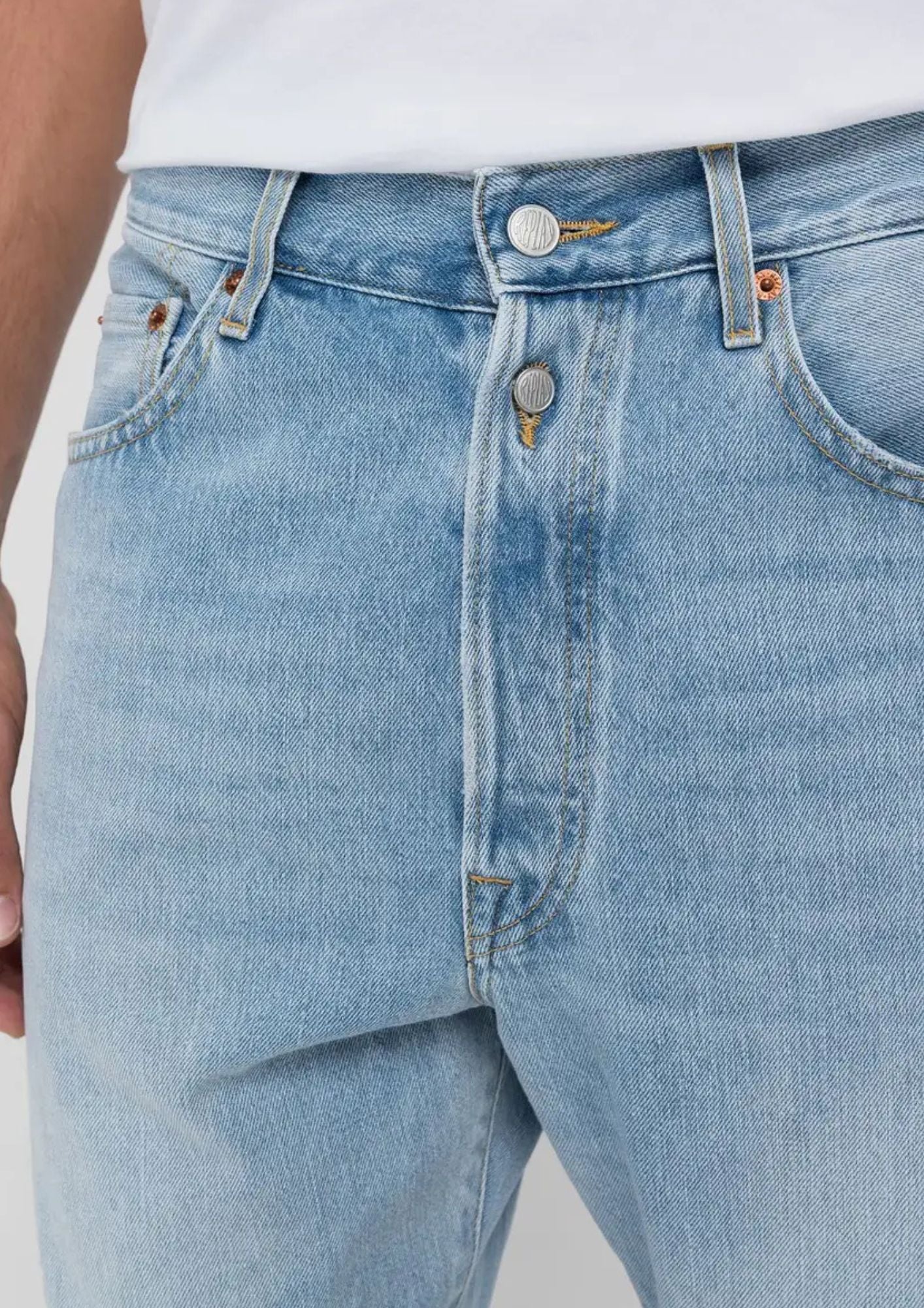 Straight Fit- M9Z1