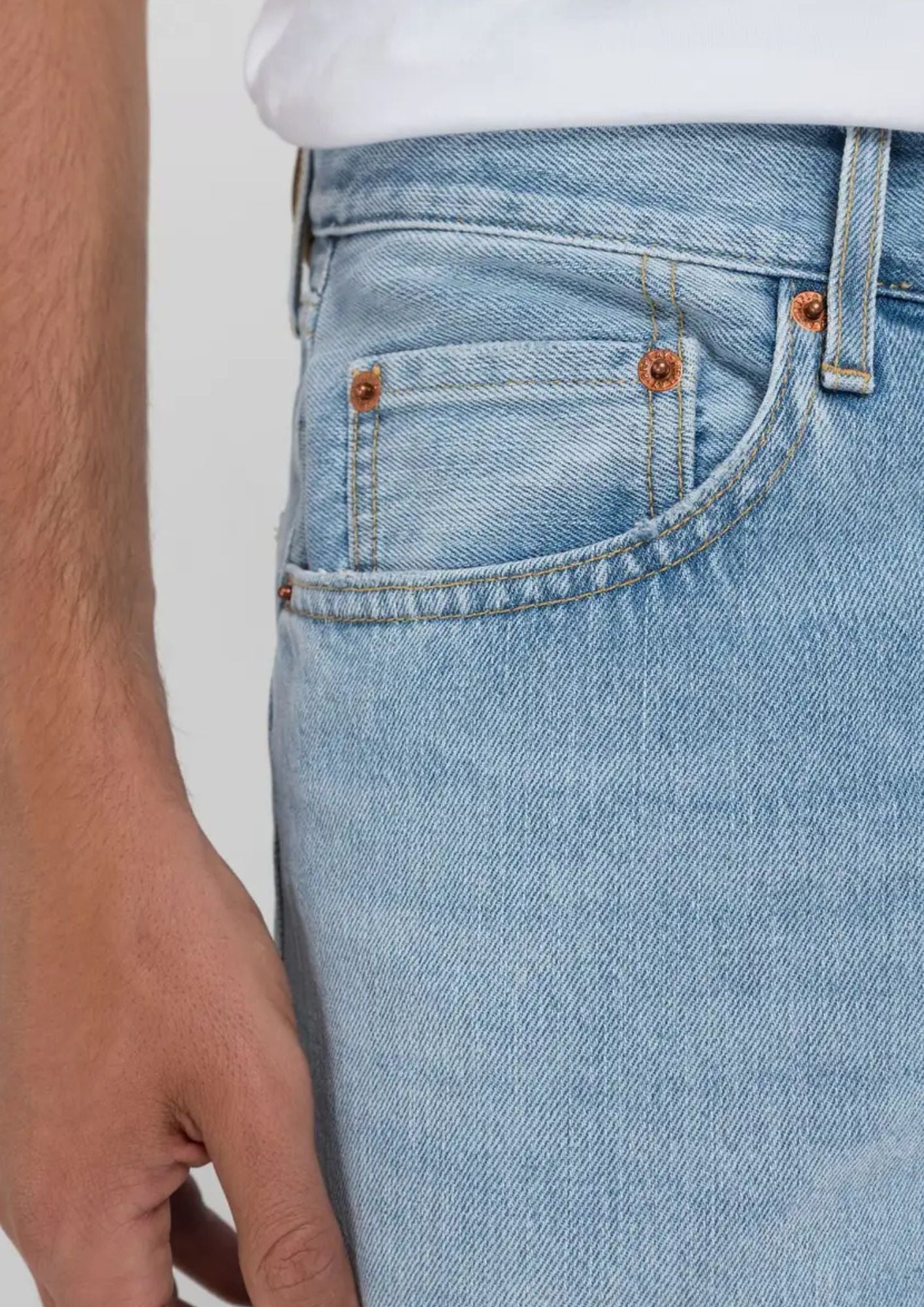 Straight Fit- M9Z1