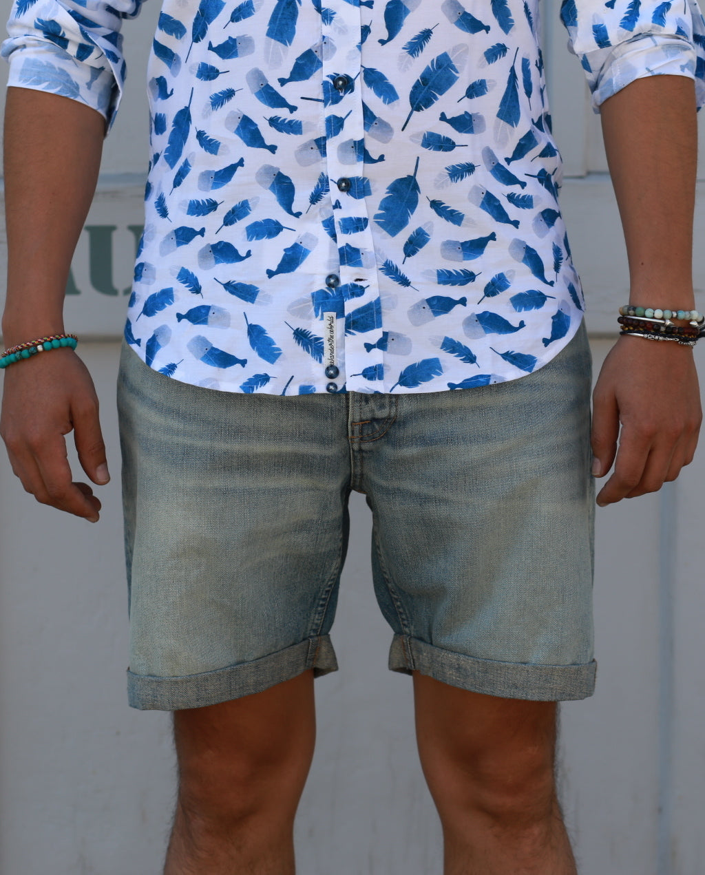 JOSH SHORTS light glow