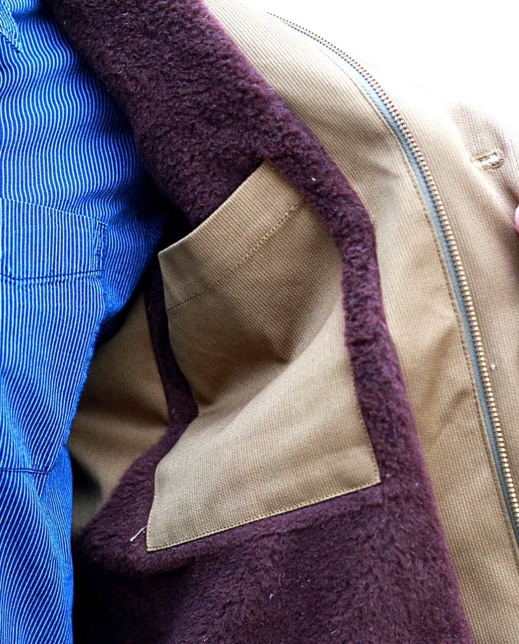 EAT DUST - DECK JACKET BEDFORD CORDS - oliv